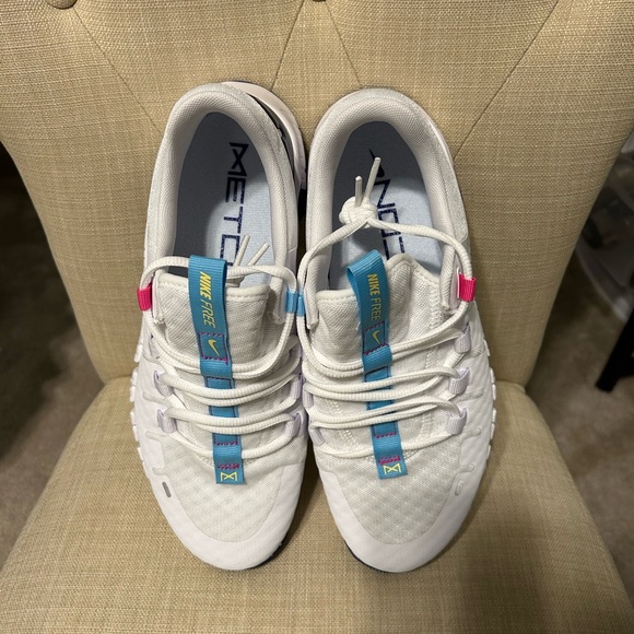 Nike Free Metcon 5 Ladies Training Shoe - Size 9 - Picture 5 of 7